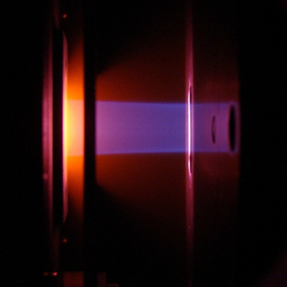 Ion beam from a slit of 4x20mm Photo of ion beam (generated from air) from a 4x20mm slit