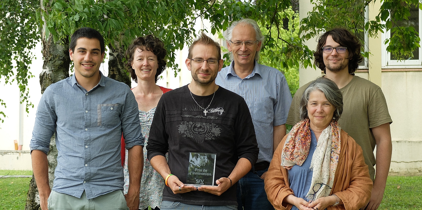 Polygon Physics Team with the SFV Innovation Award 2017 Photo of the Polygon Physics Team with the SFV Innovation Award 2017